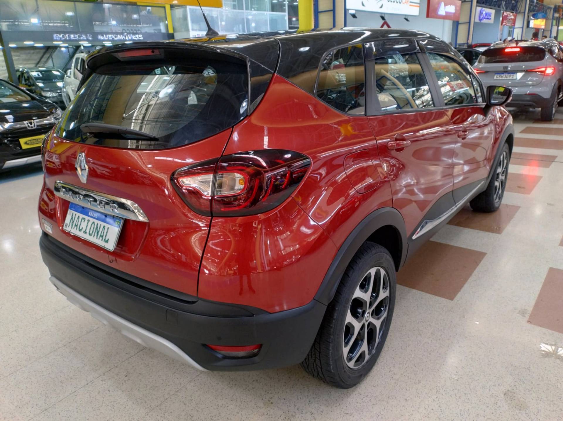 RENAULT CAPTUR