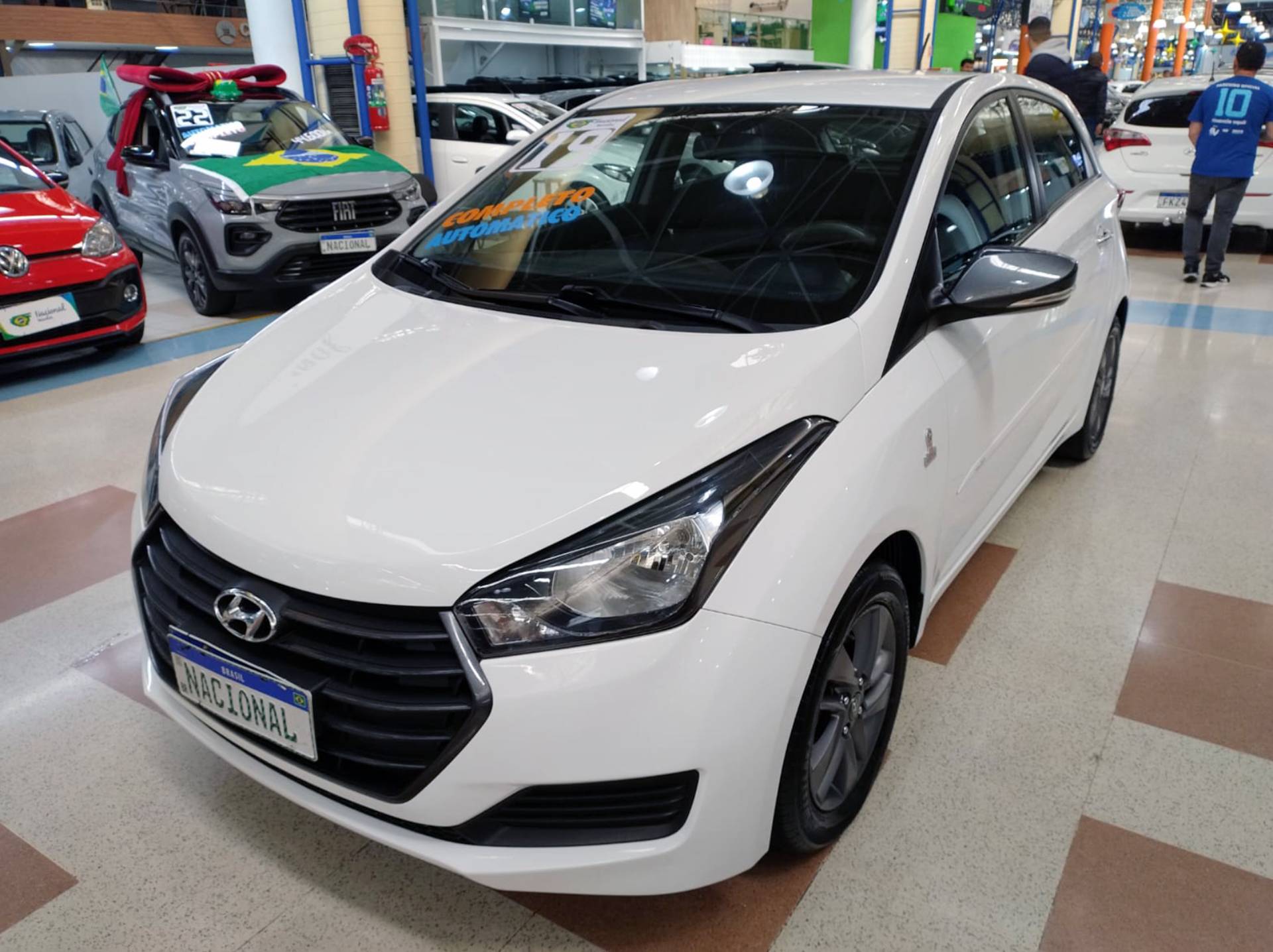 HYUNDAI HB20