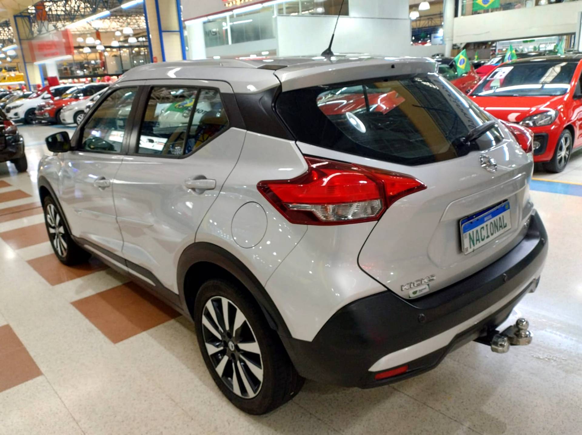 NISSAN KICKS