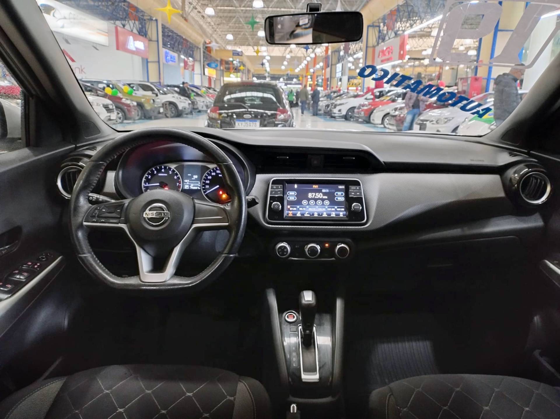 NISSAN KICKS