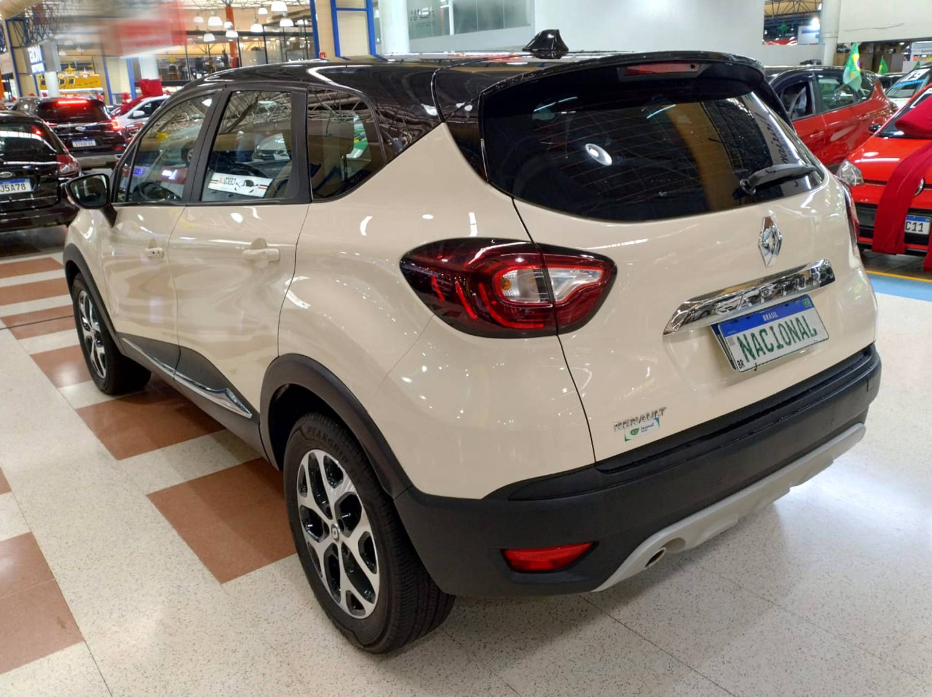 RENAULT CAPTUR