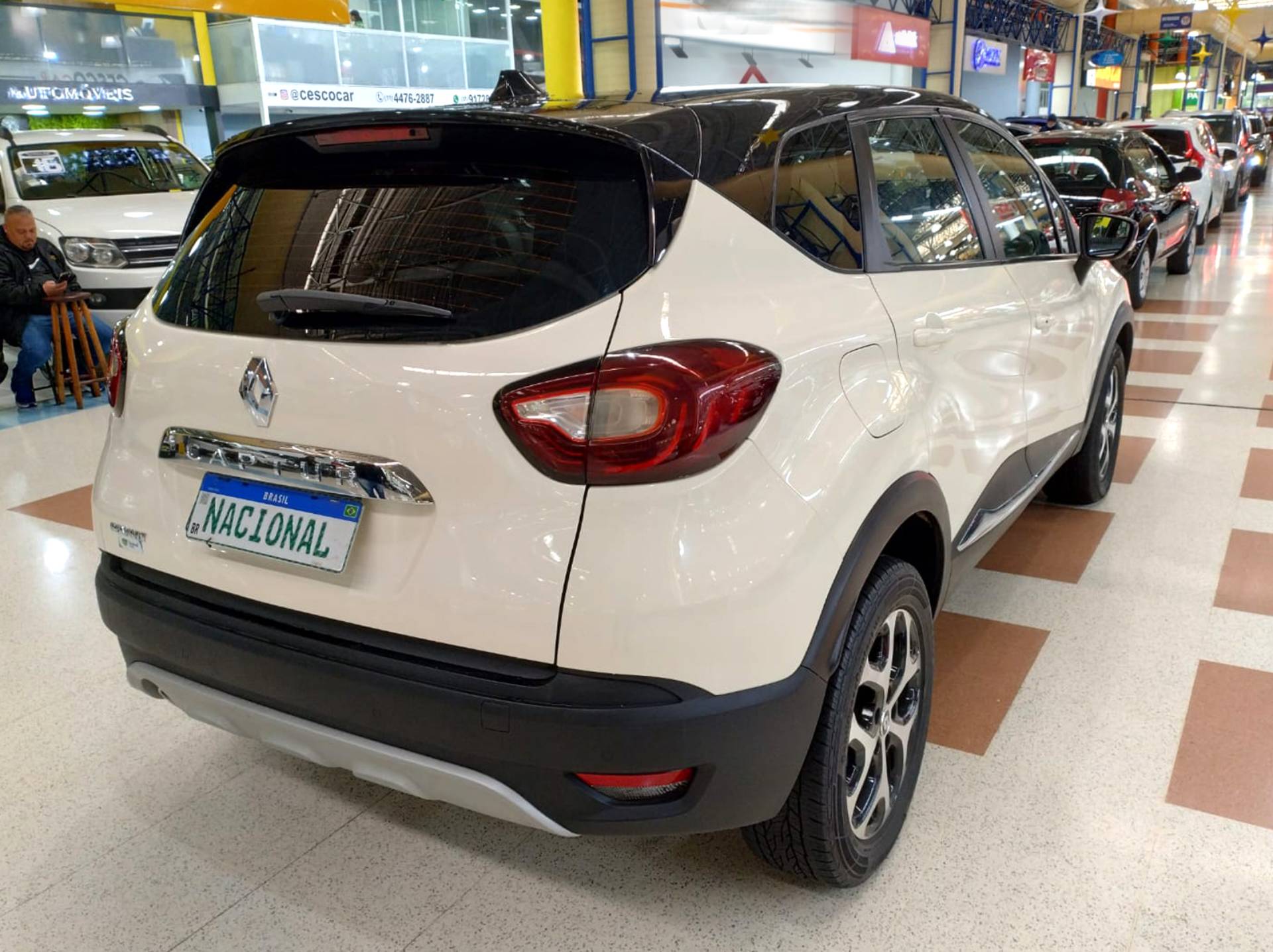 RENAULT CAPTUR