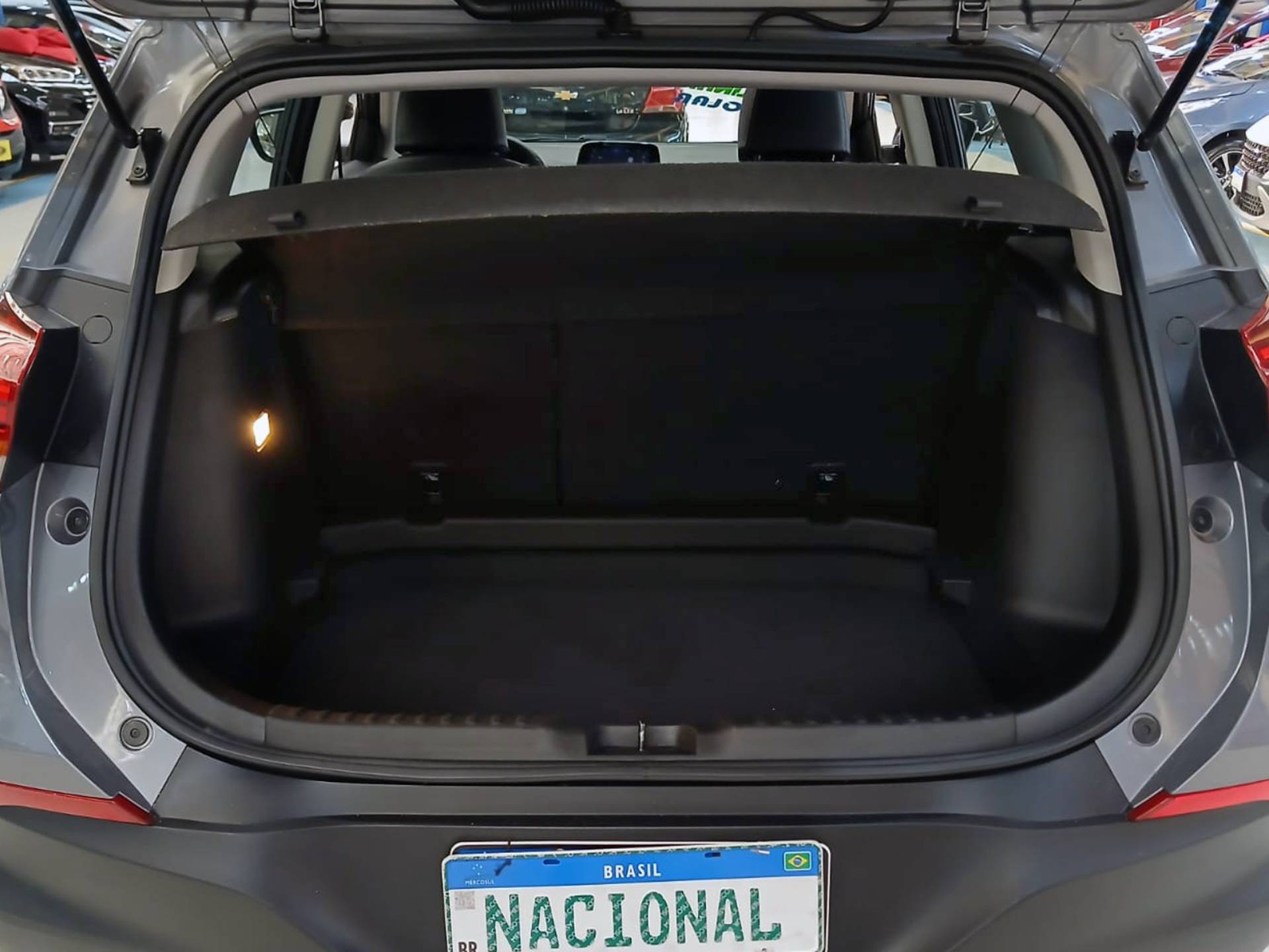 CHEVROLET TRACKER