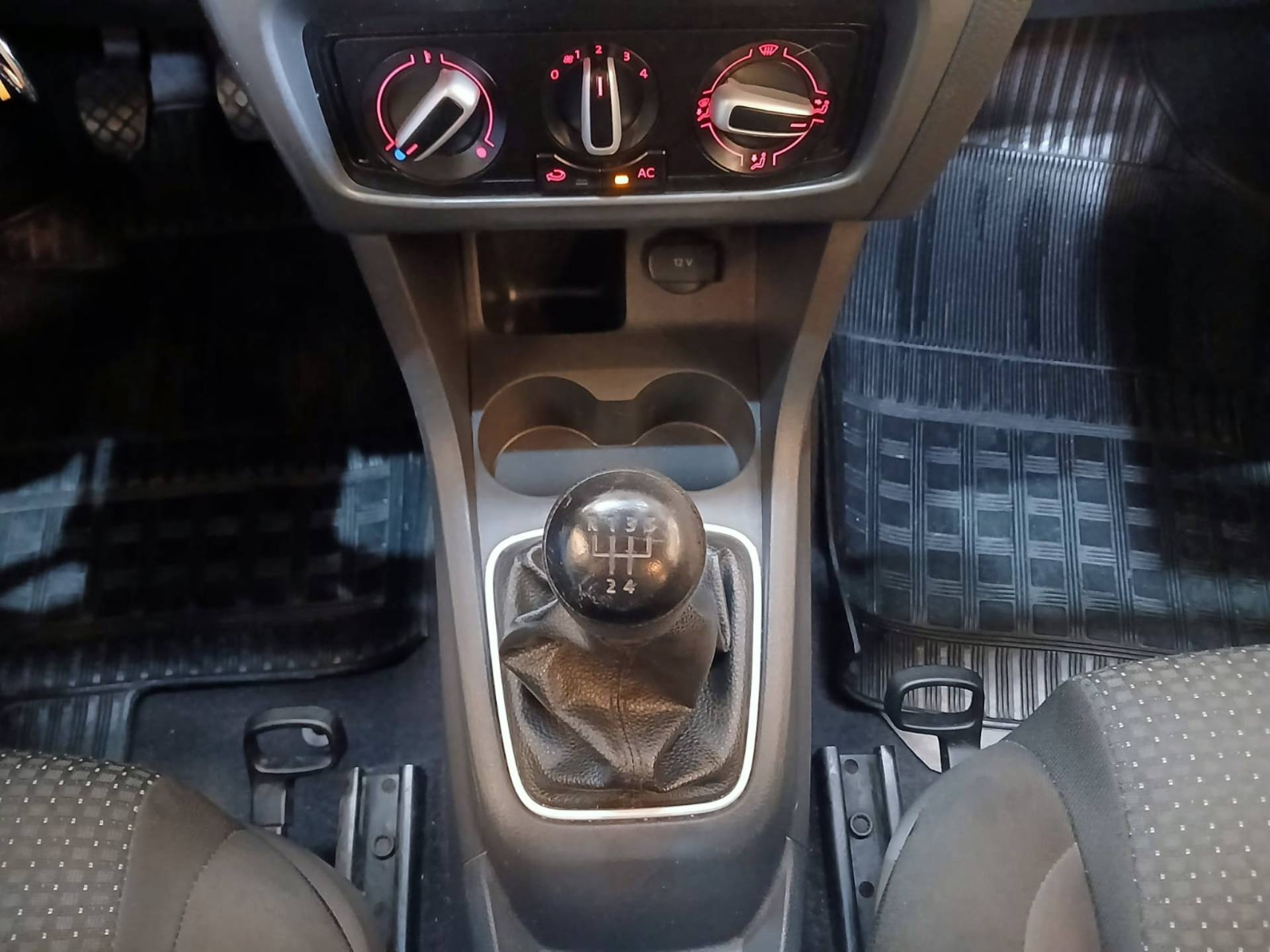 VOLKSWAGEN SPACEFOX