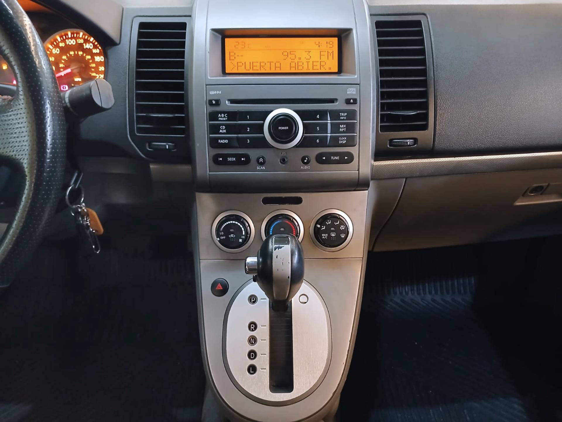 NISSAN SENTRA