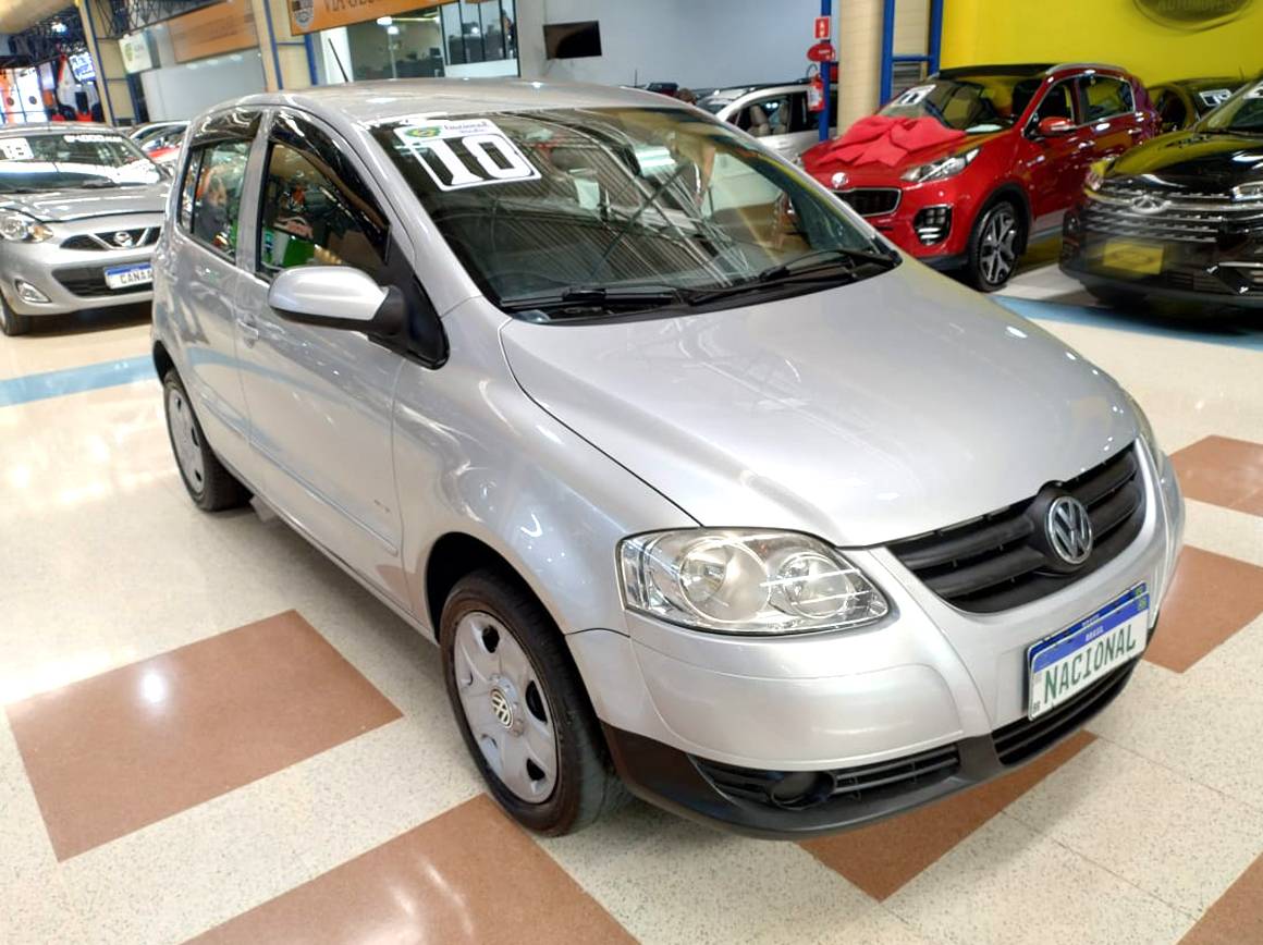VOLKSWAGEN FOX