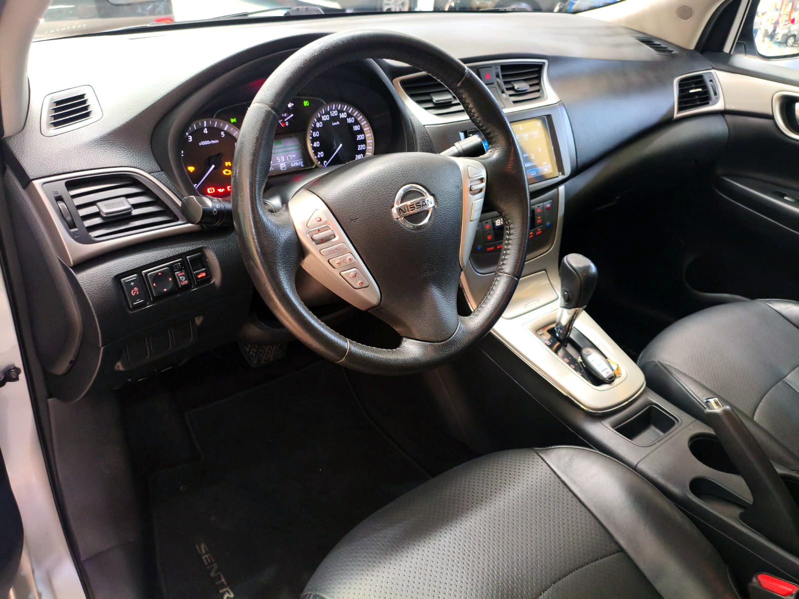 NISSAN SENTRA