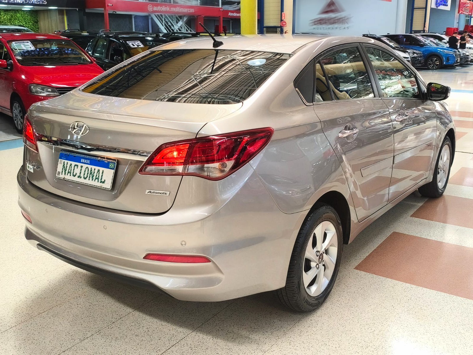 HYUNDAI HB20S