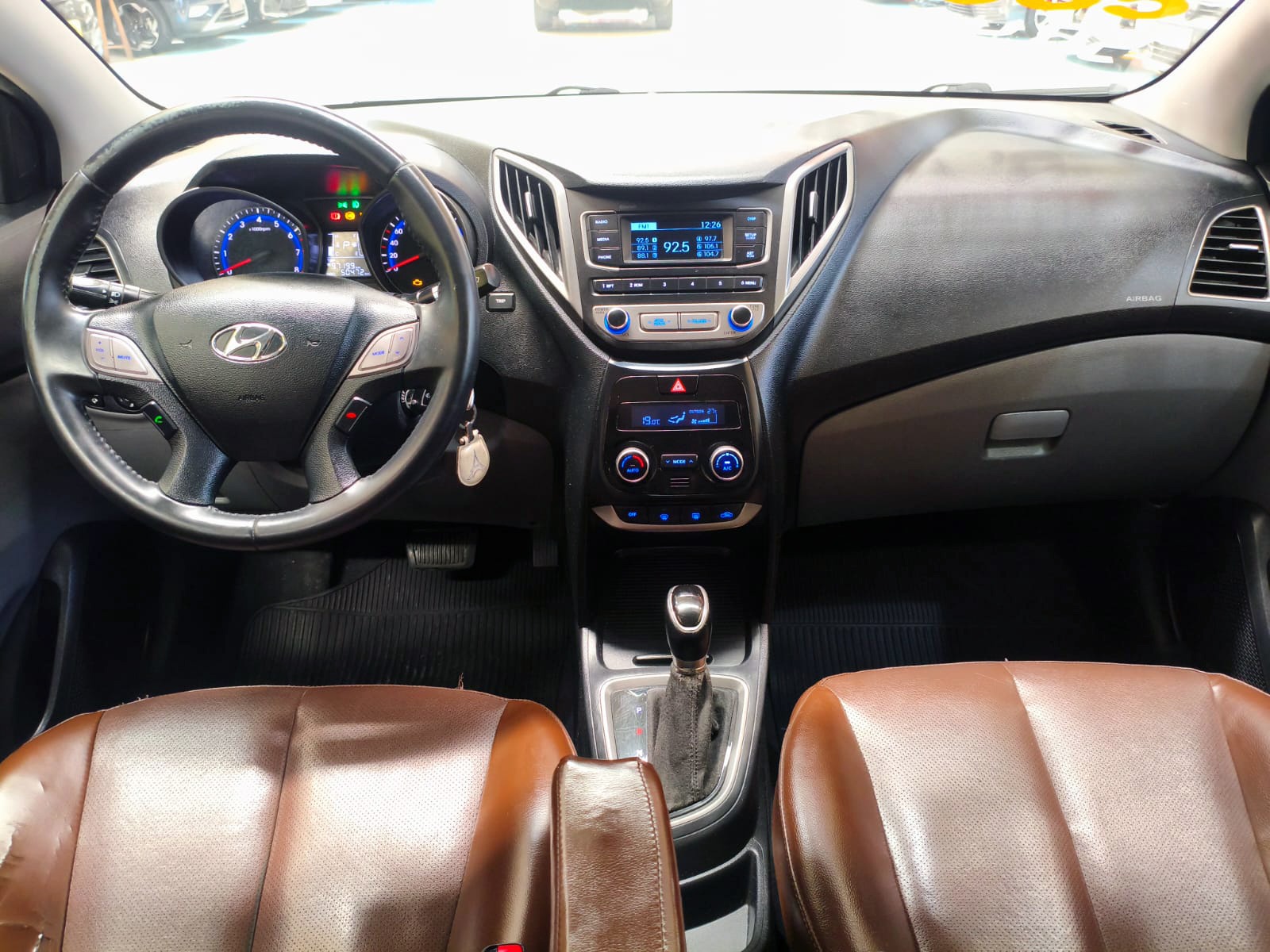 HYUNDAI HB20S