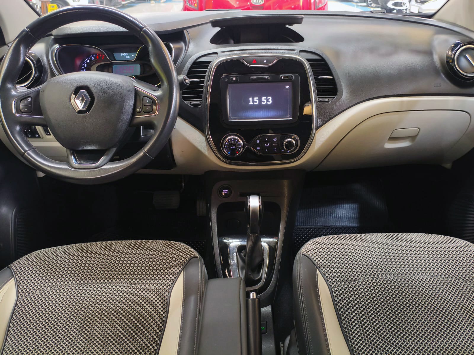 RENAULT CAPTUR