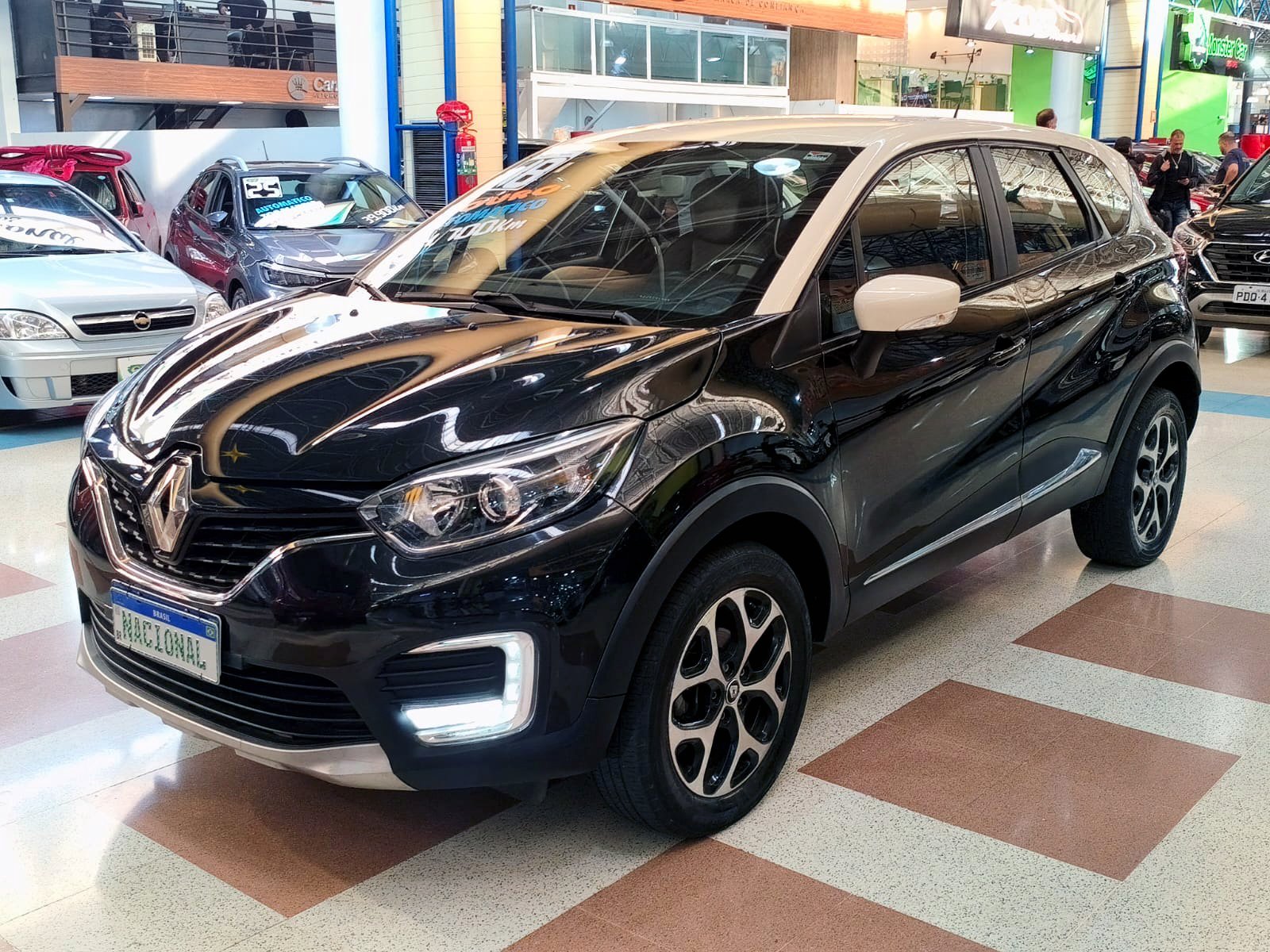 RENAULT CAPTUR