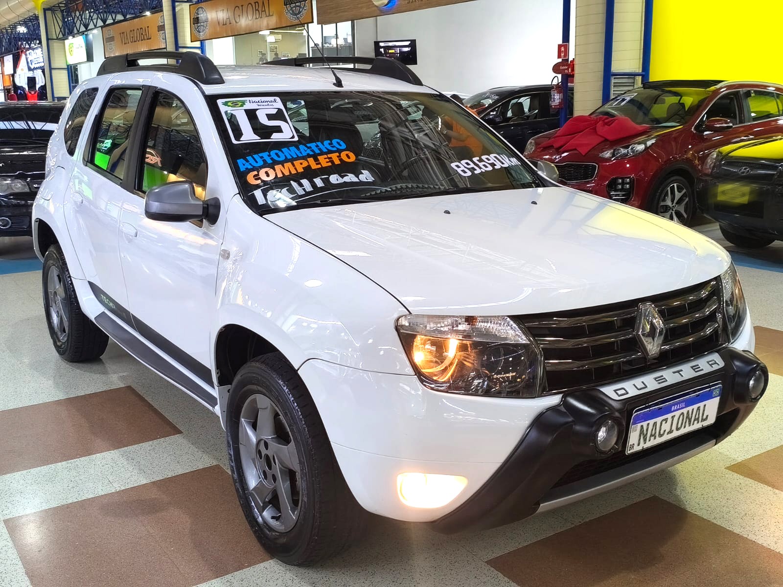RENAULT DUSTER