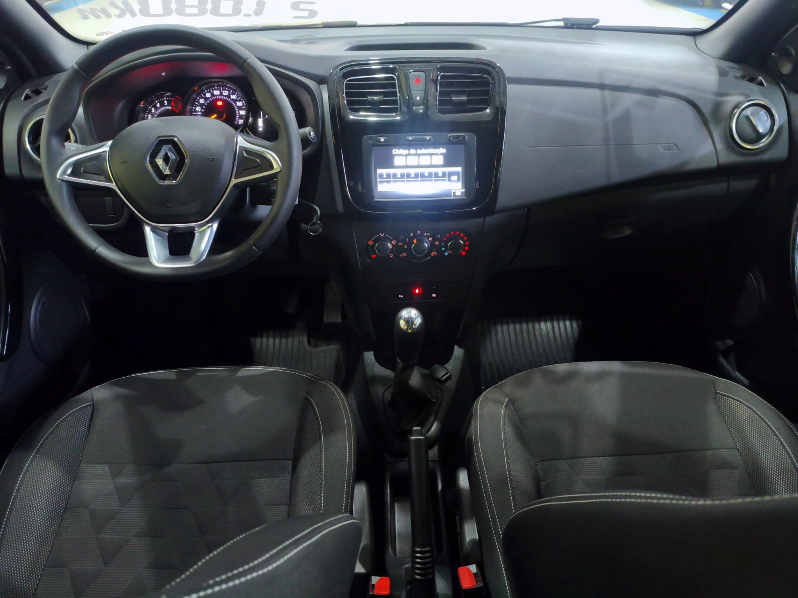 RENAULT LOGAN