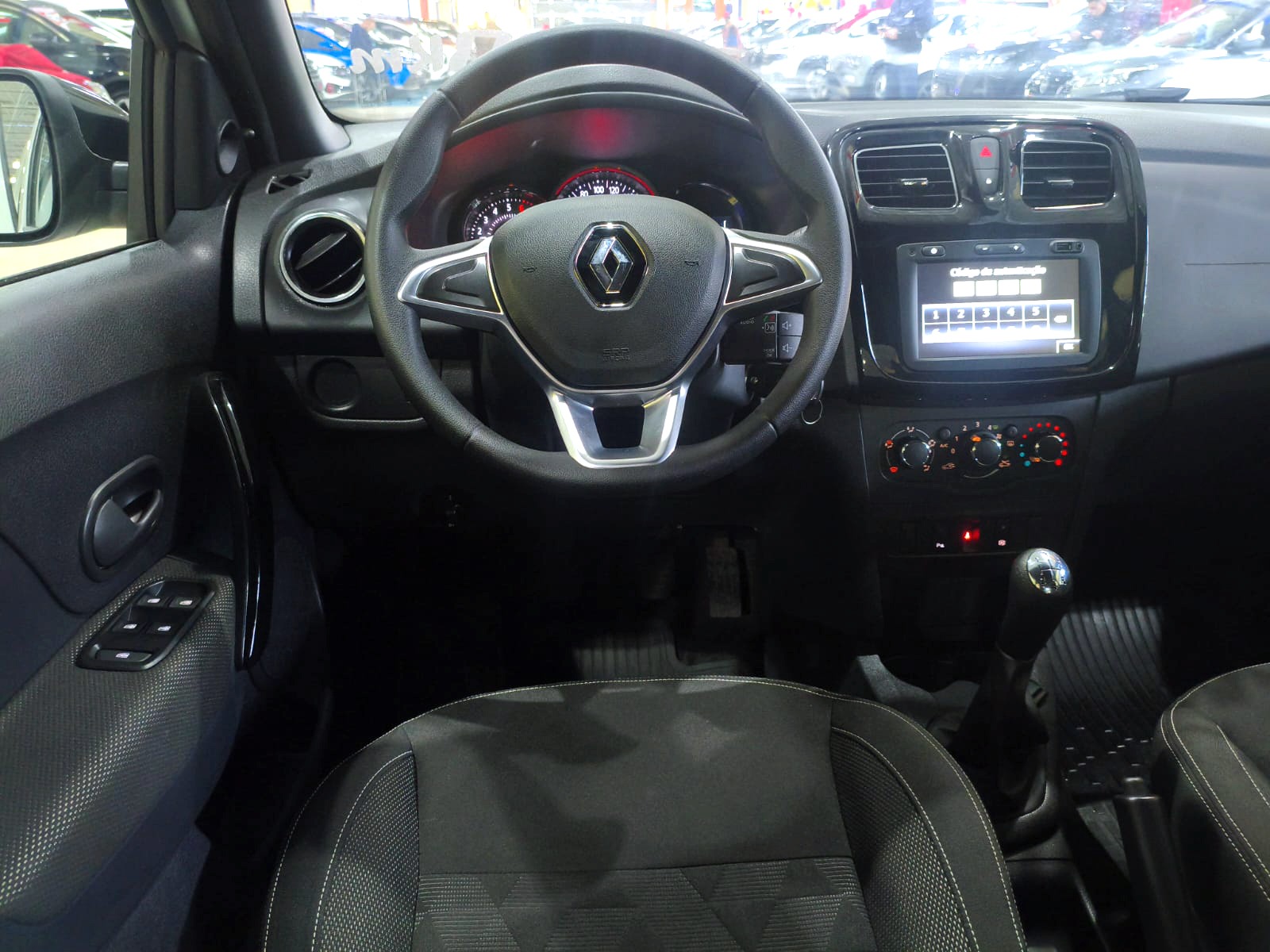 RENAULT LOGAN