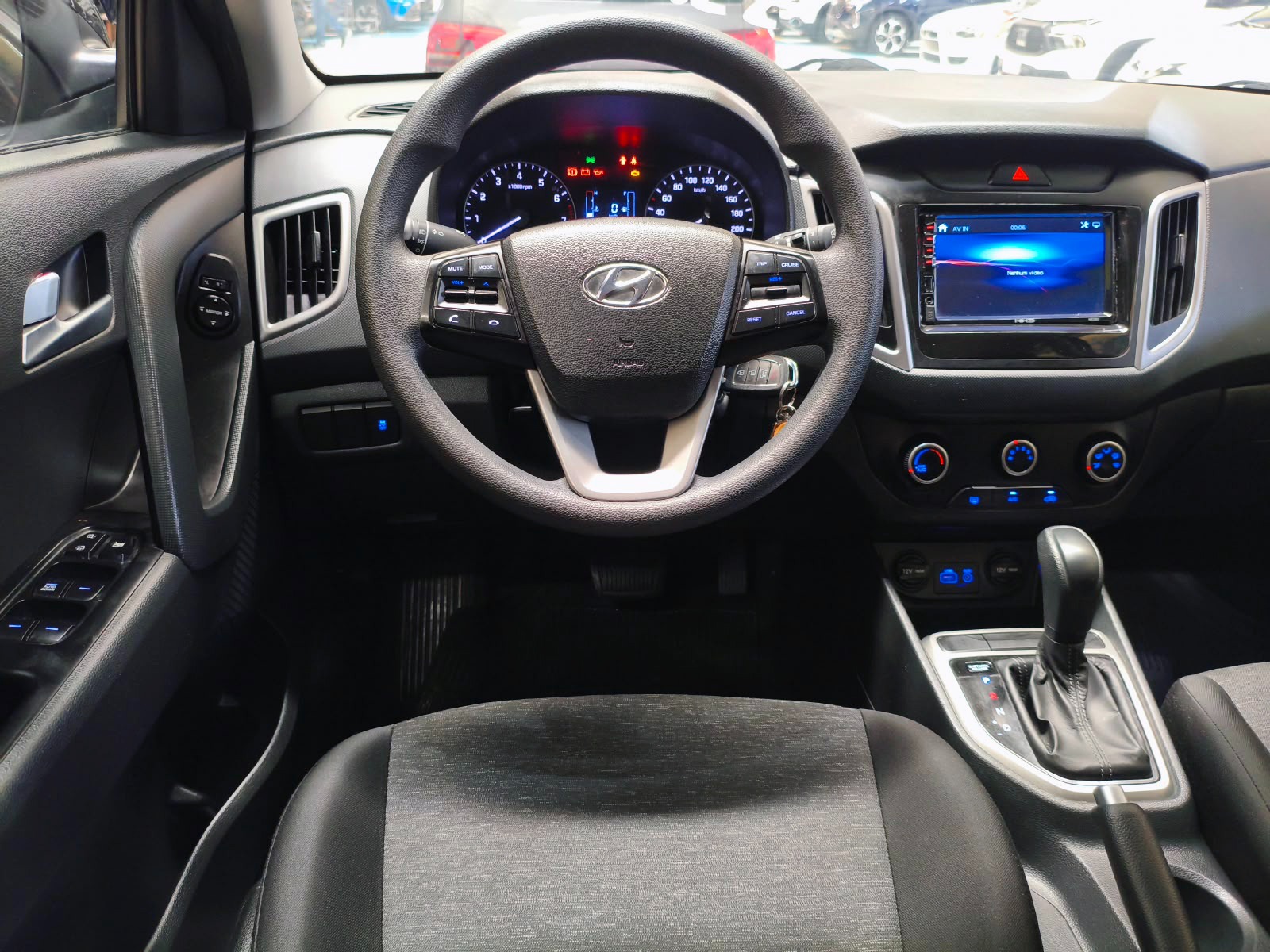 HYUNDAI CRETA