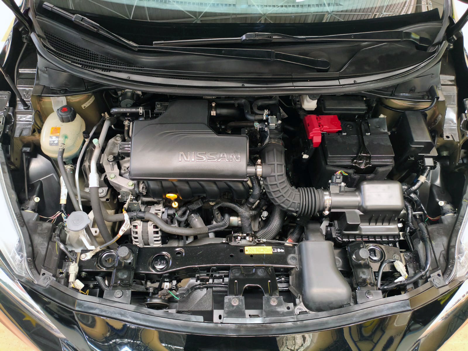 NISSAN VERSA