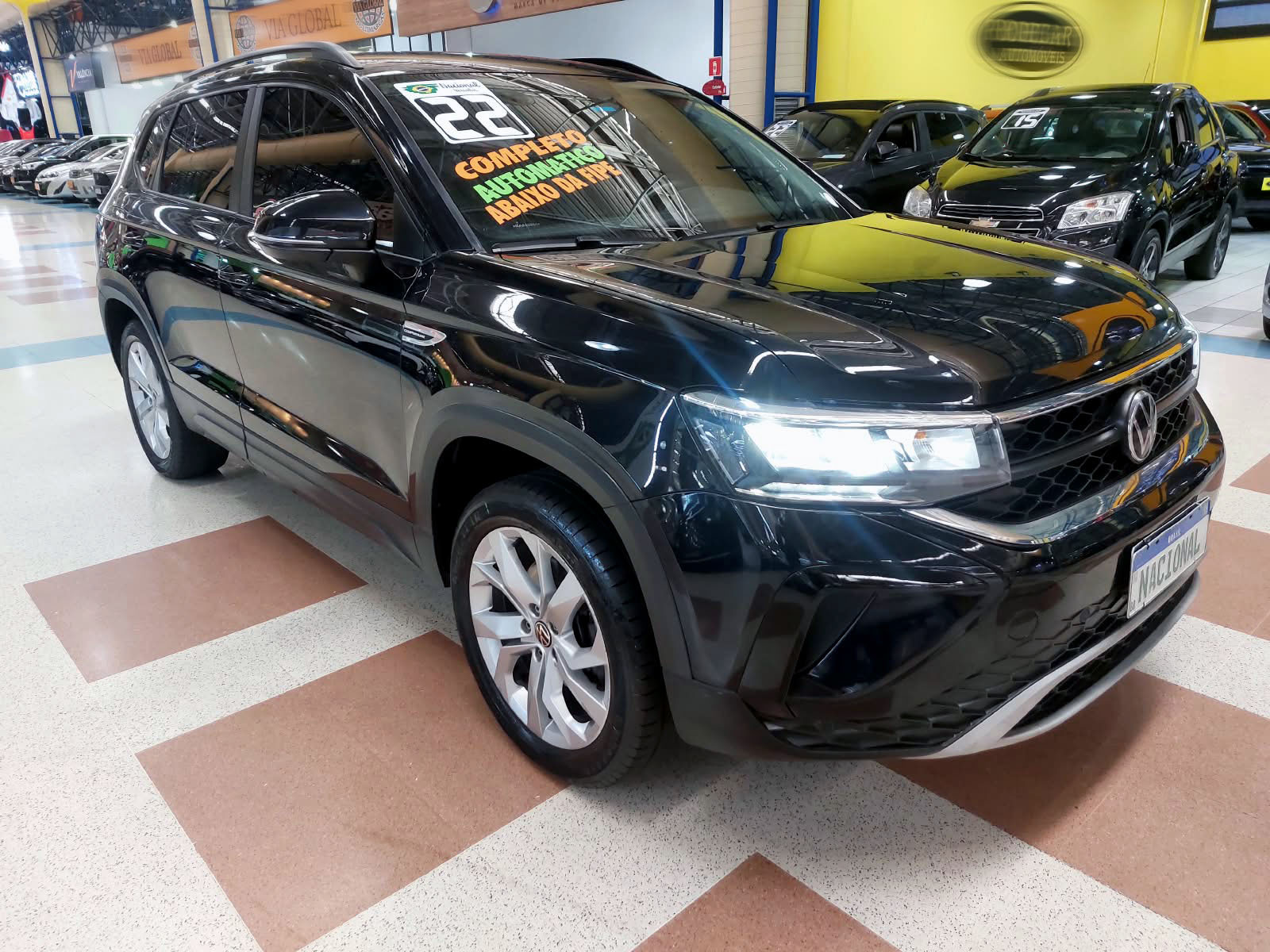 VOLKSWAGEN TAOS