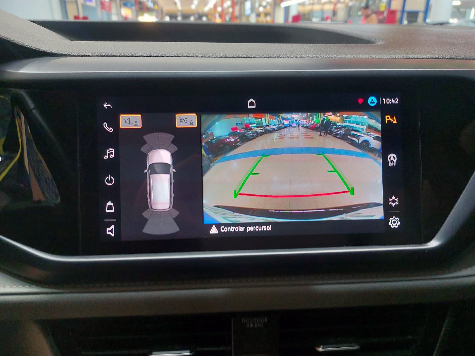 VOLKSWAGEN TAOS