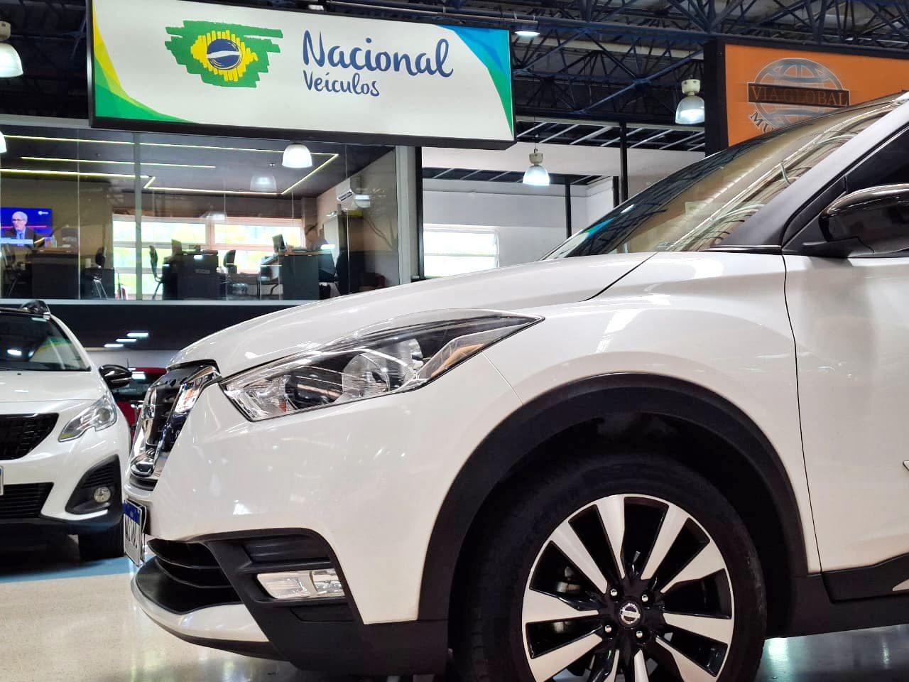 NISSAN KICKS