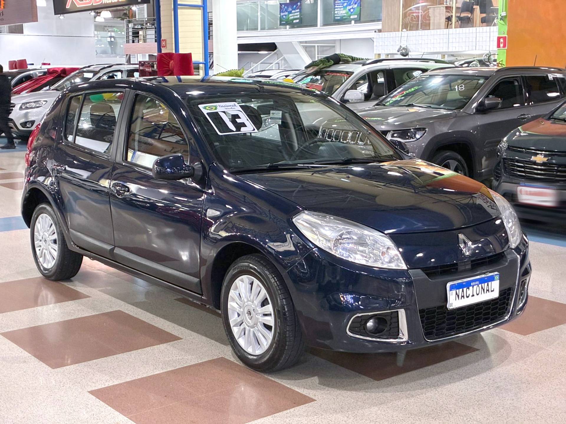 RENAULT SANDERO