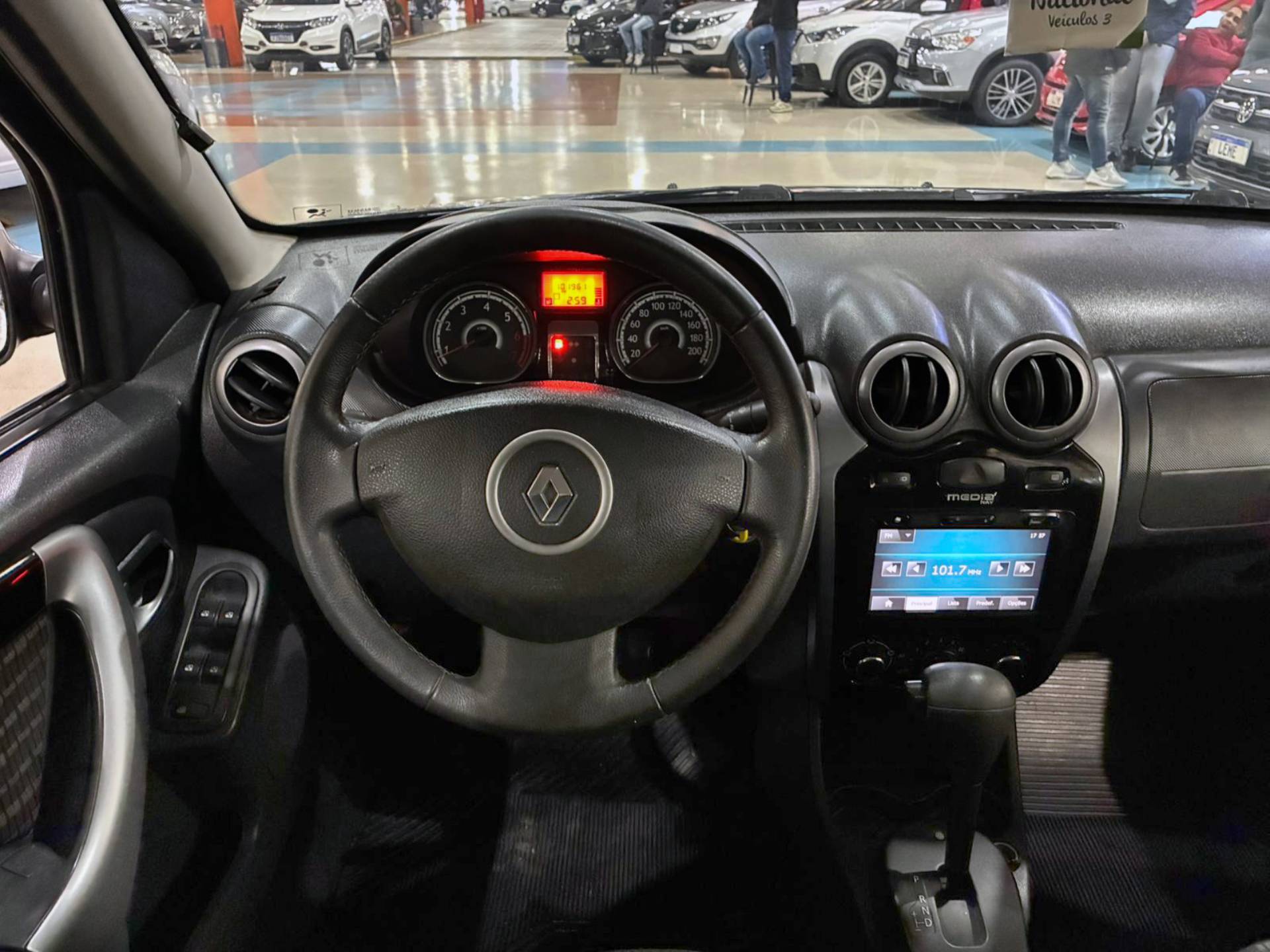 RENAULT SANDERO