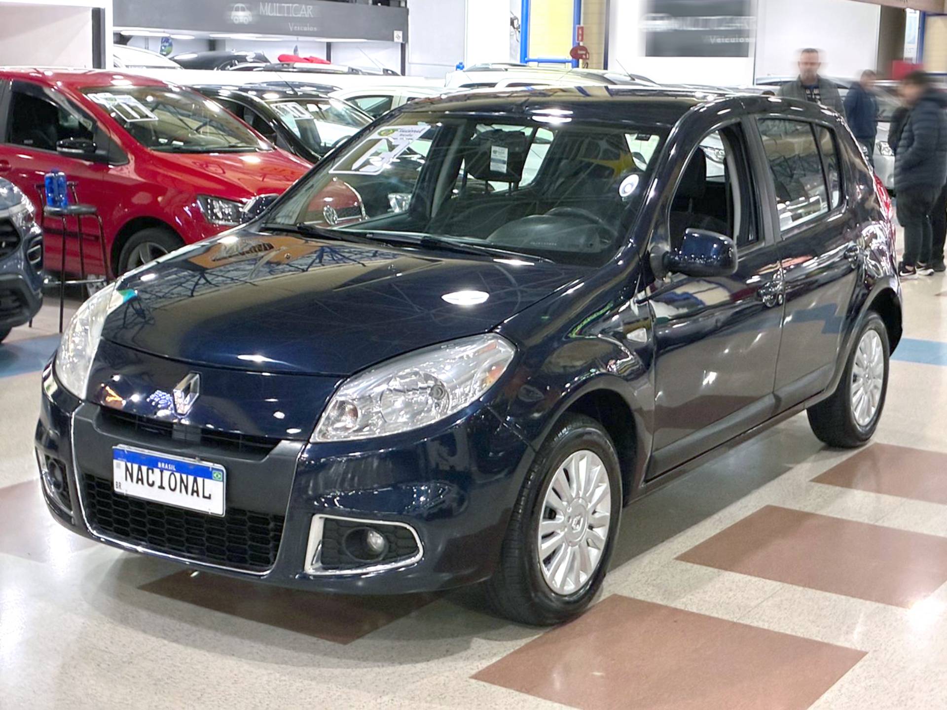 RENAULT SANDERO