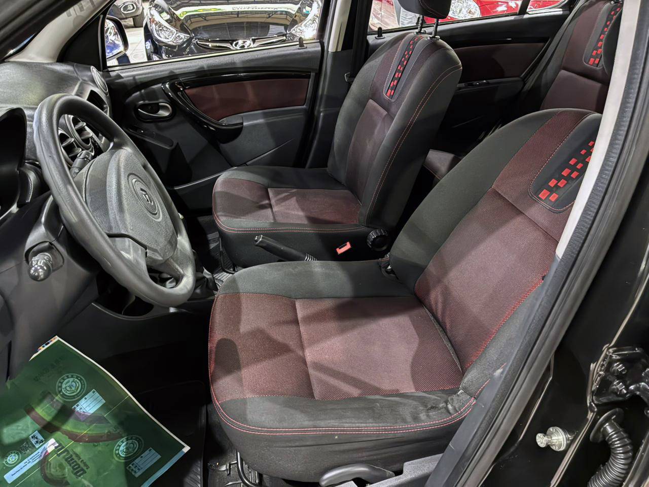 RENAULT SANDERO