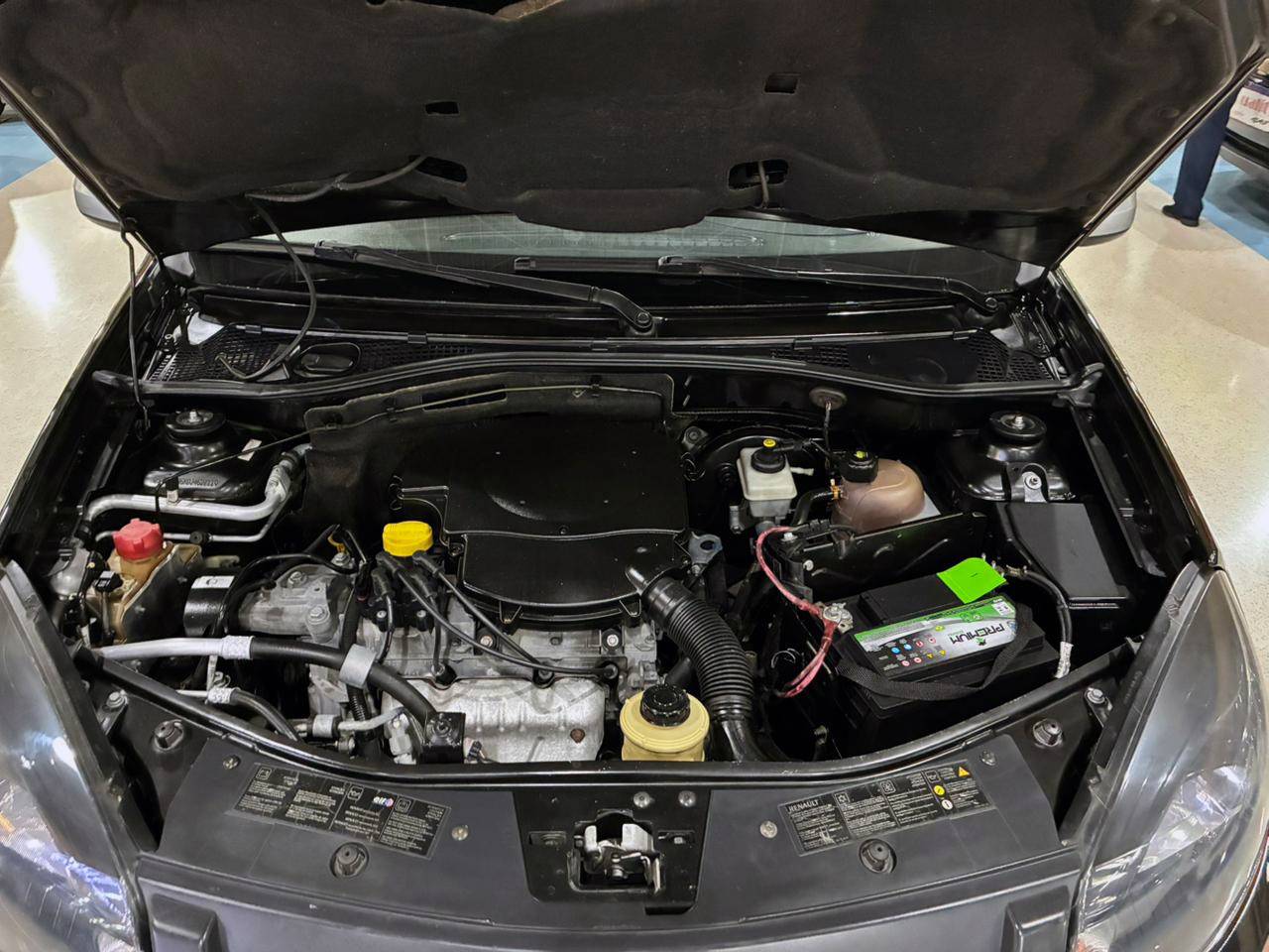 RENAULT SANDERO