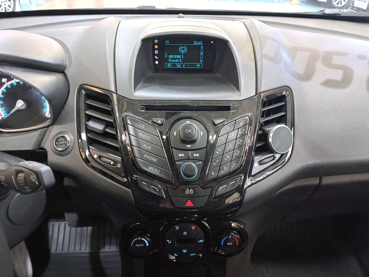 FORD FIESTA