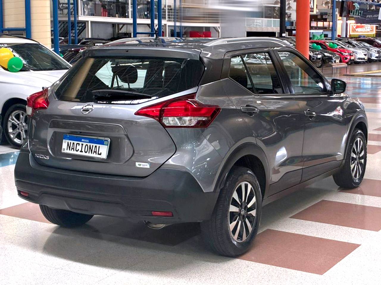 NISSAN KICKS