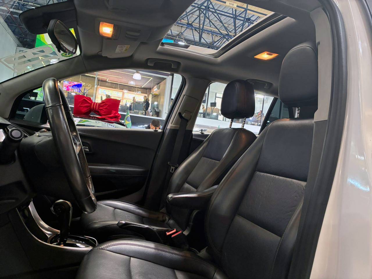 CHEVROLET TRACKER