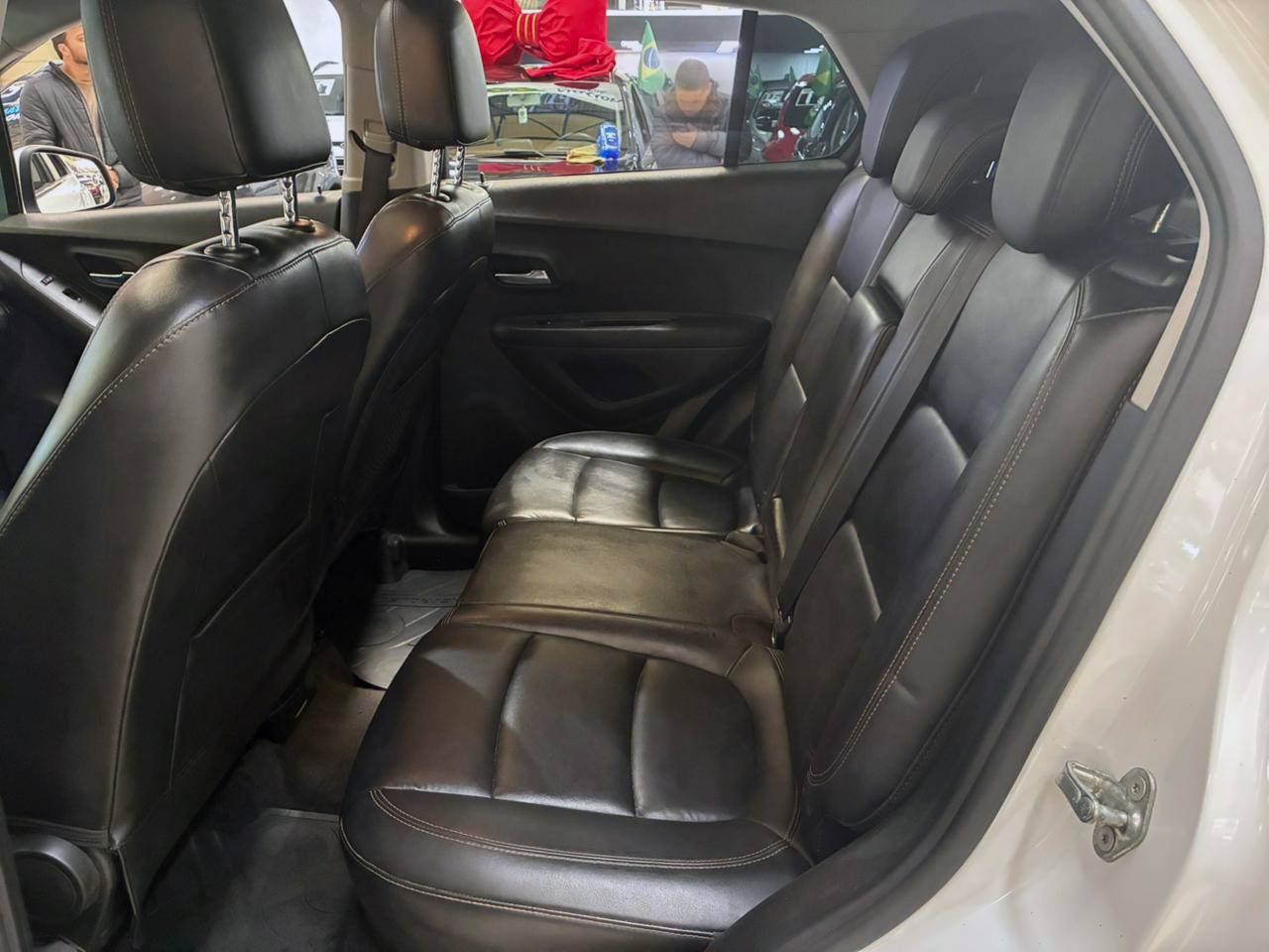 CHEVROLET TRACKER