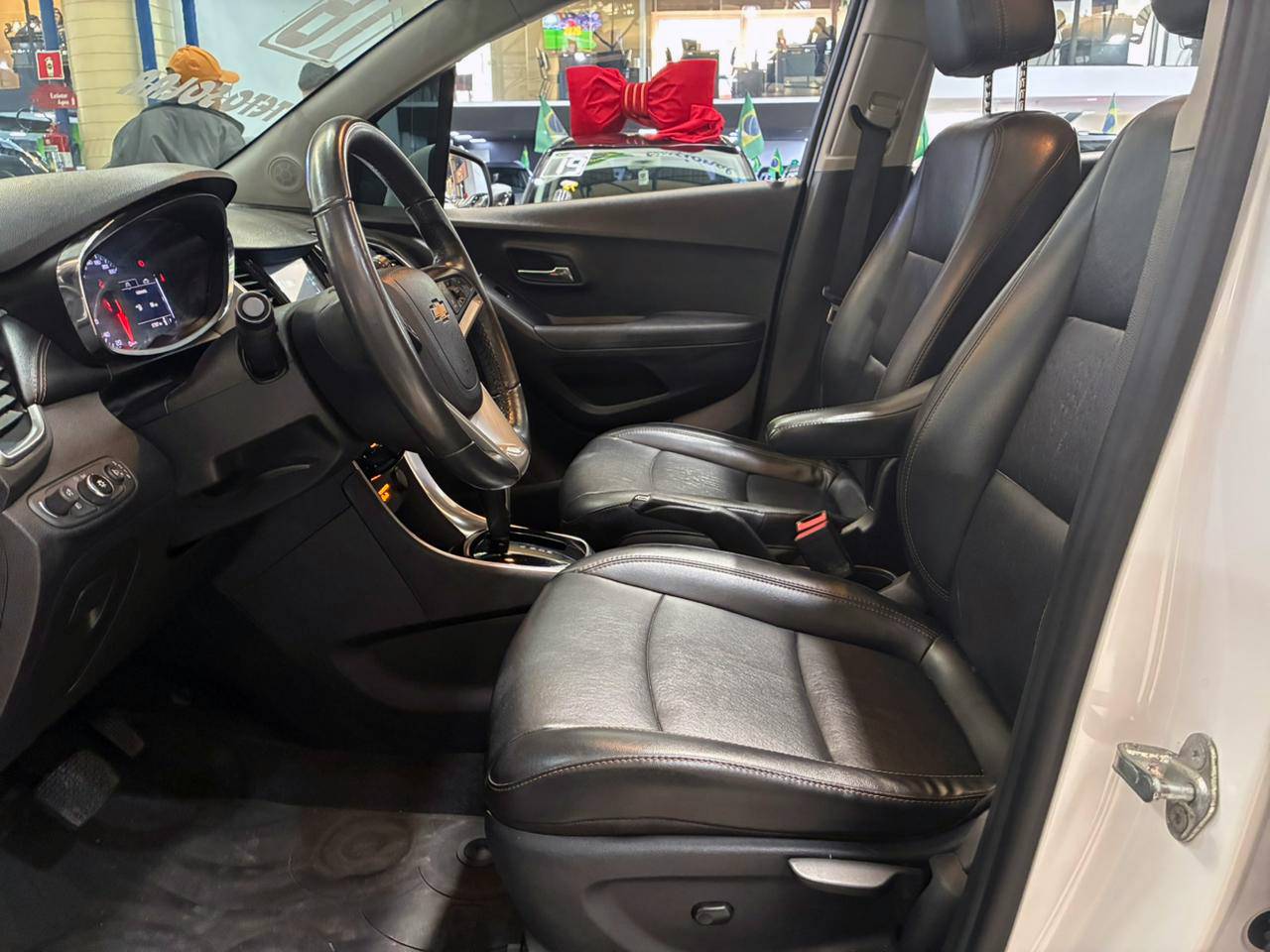 CHEVROLET TRACKER