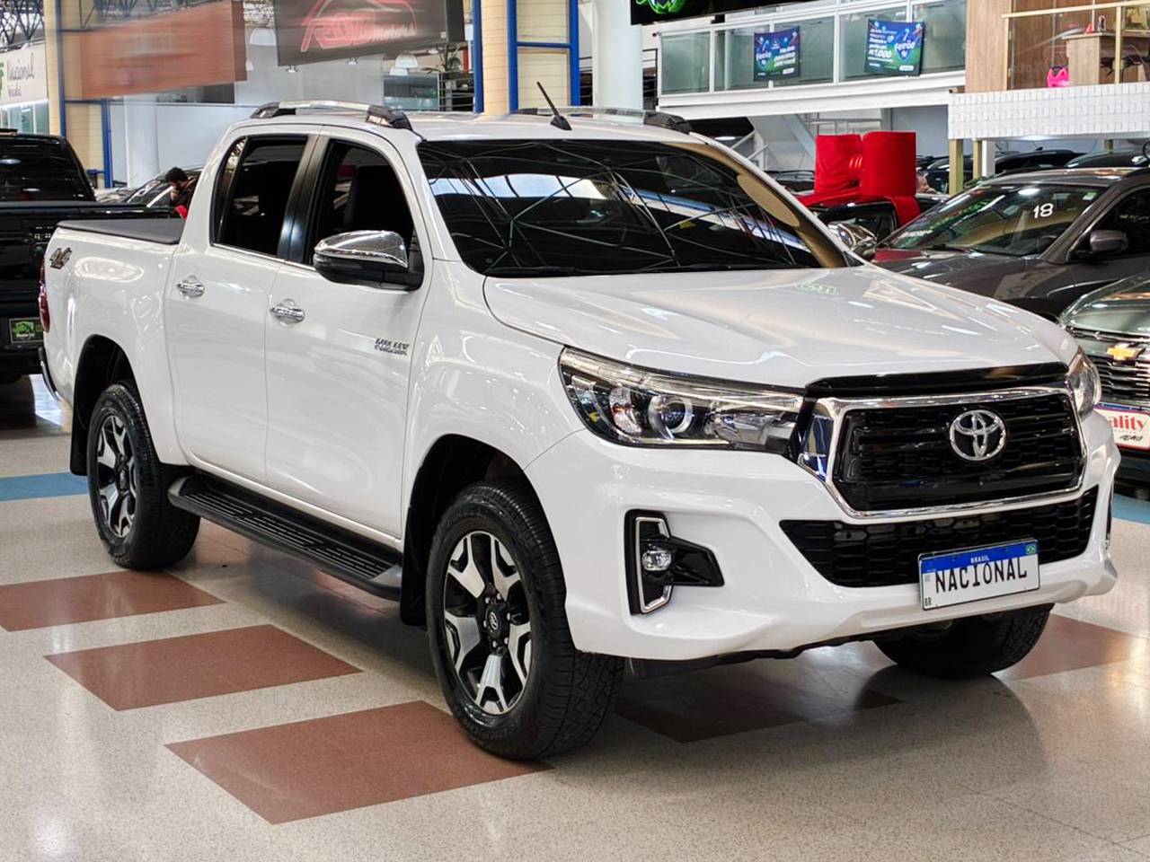 TOYOTA HILUX
