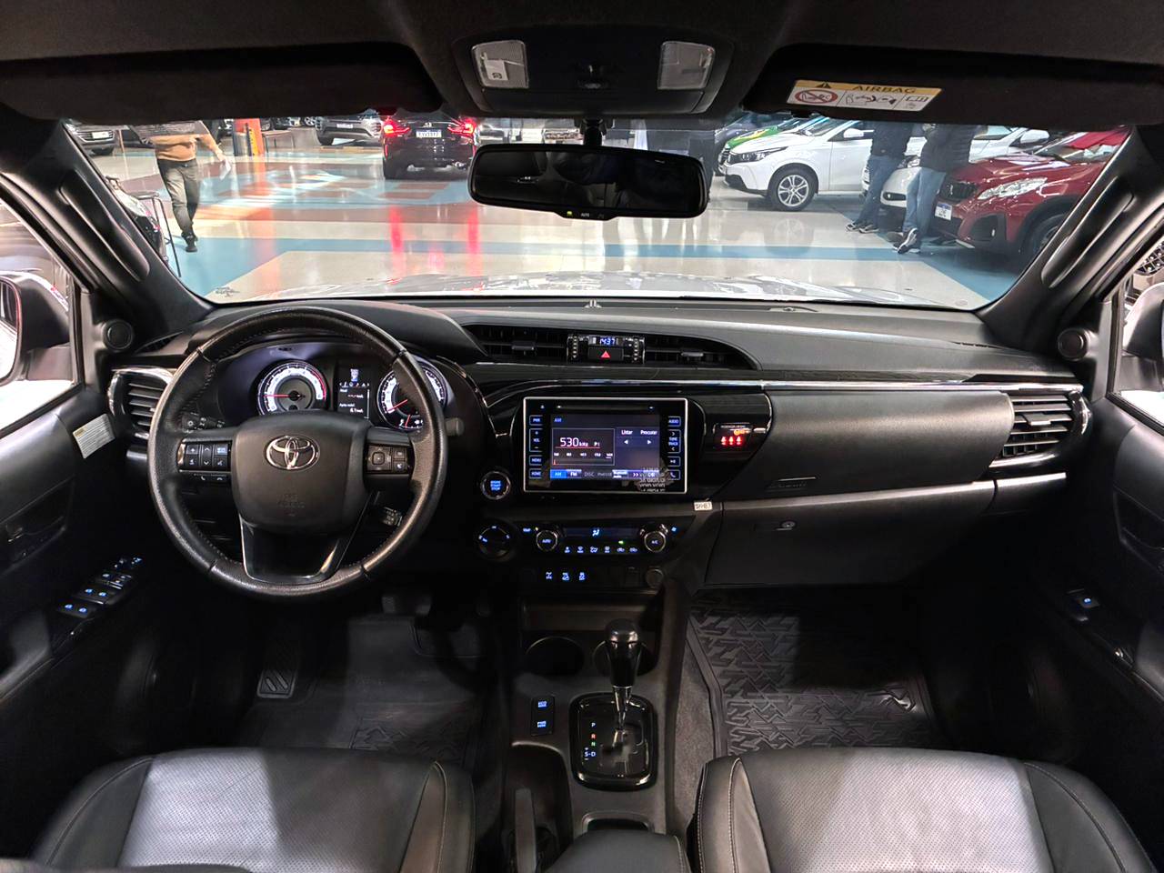TOYOTA HILUX