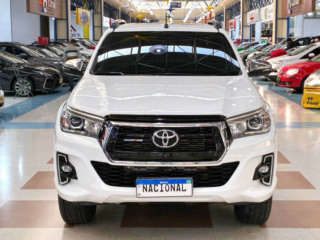 TOYOTA HILUX