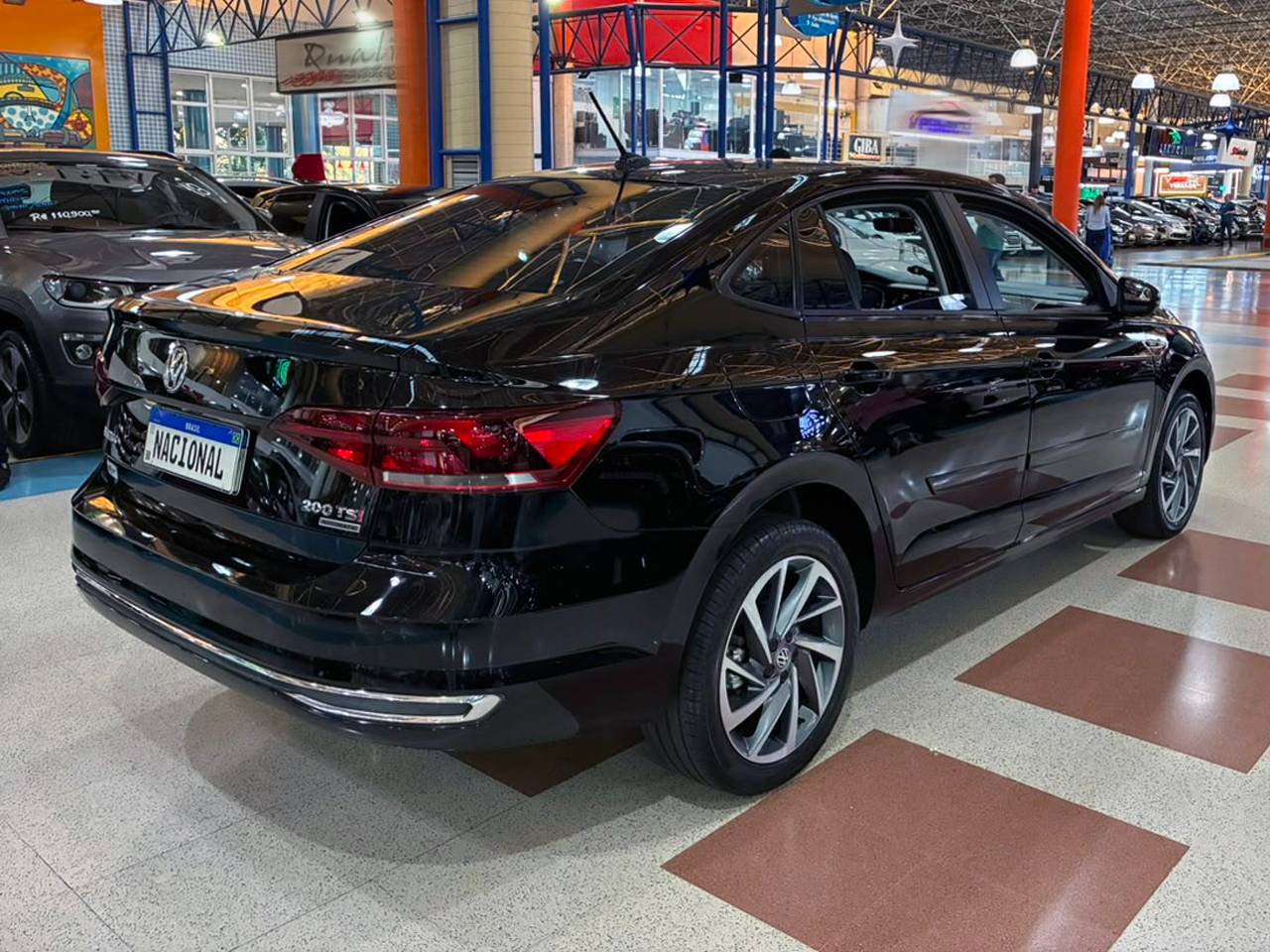 VOLKSWAGEN VIRTUS