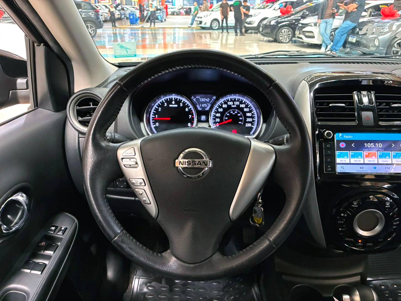 NISSAN VERSA