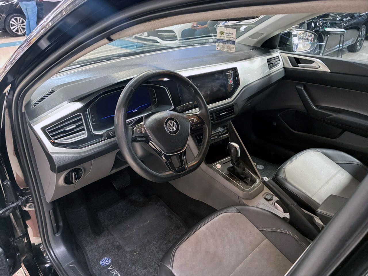 VOLKSWAGEN VIRTUS