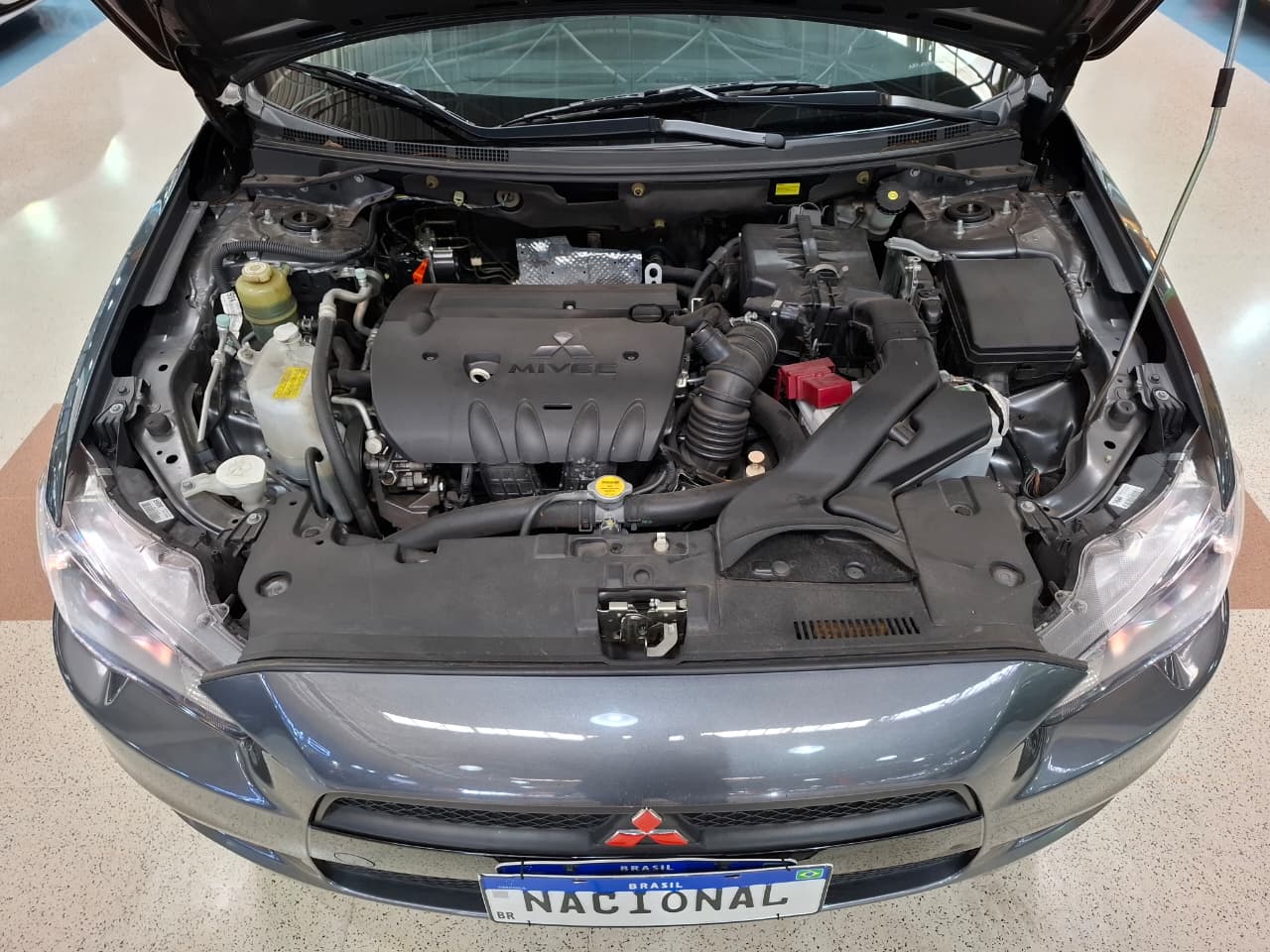 MITSUBISHI LANCER
