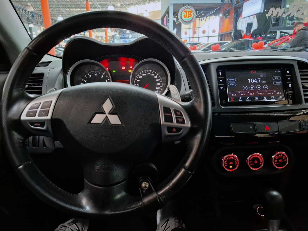 MITSUBISHI LANCER