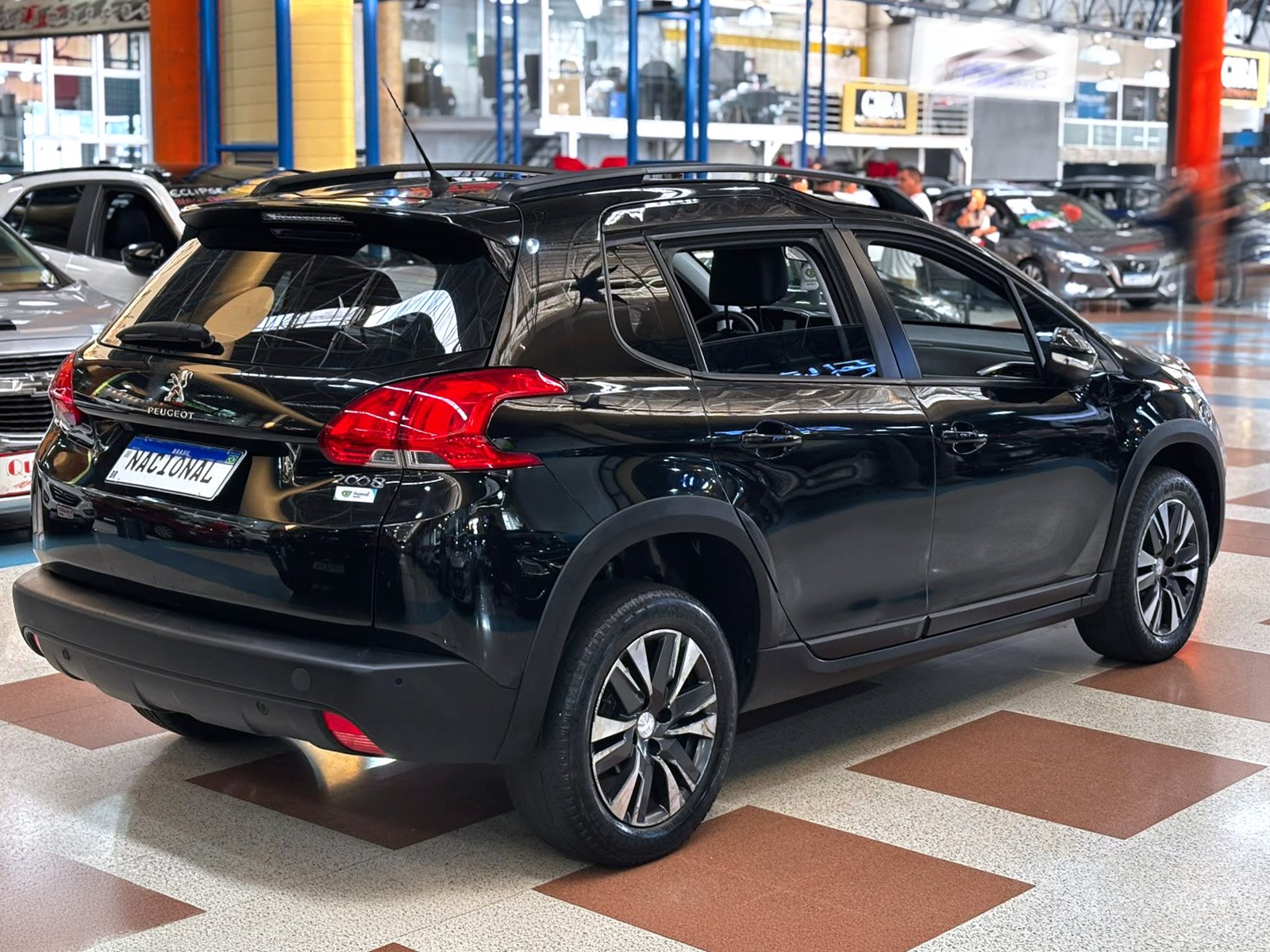 PEUGEOT 2008
