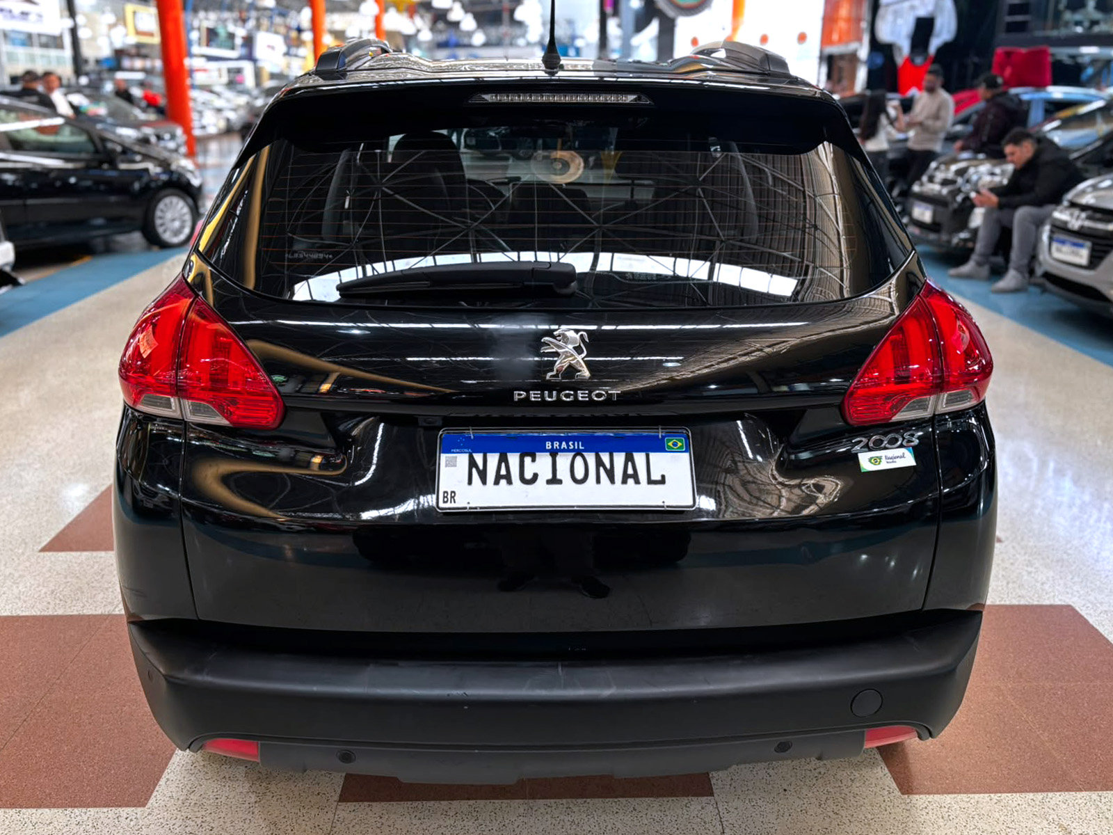 PEUGEOT 2008