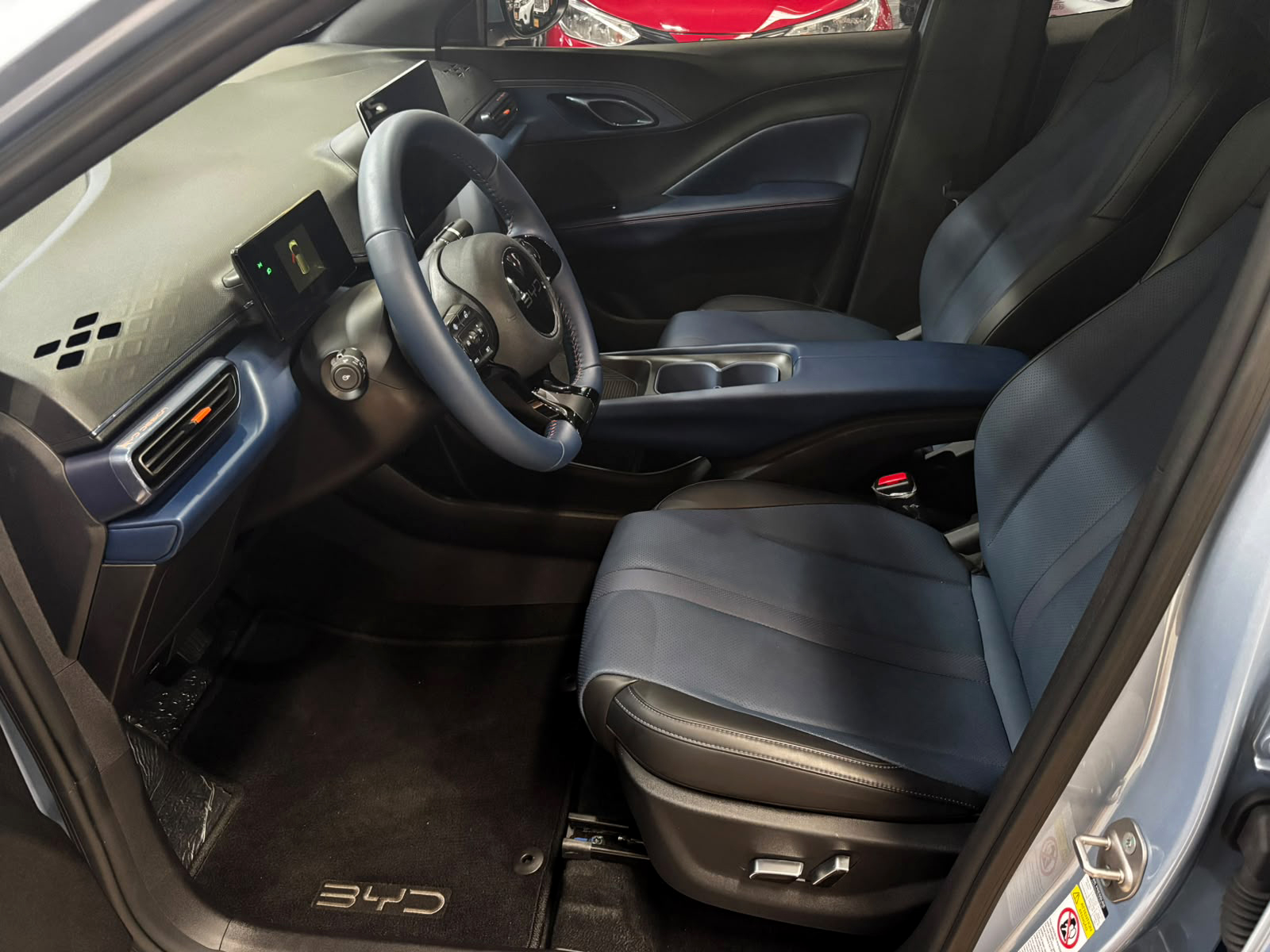 BYD DOLPHIN MINI