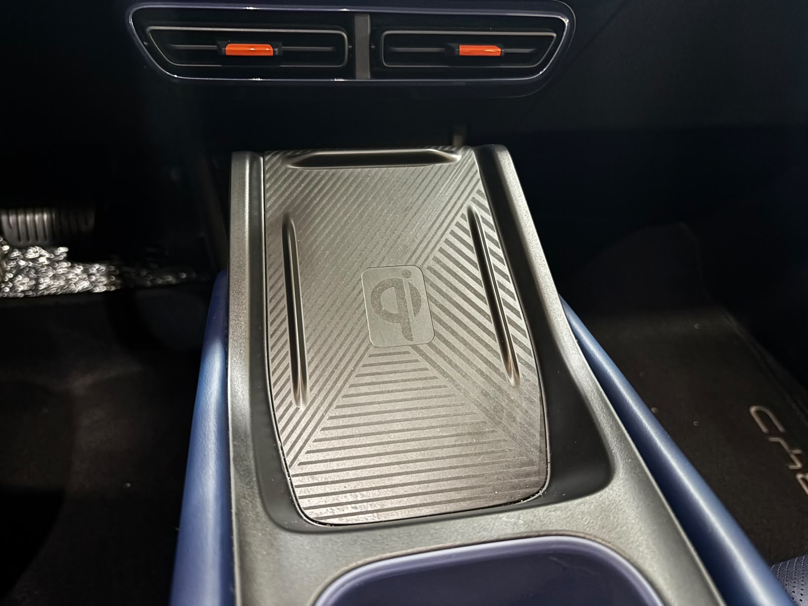 BYD DOLPHIN MINI