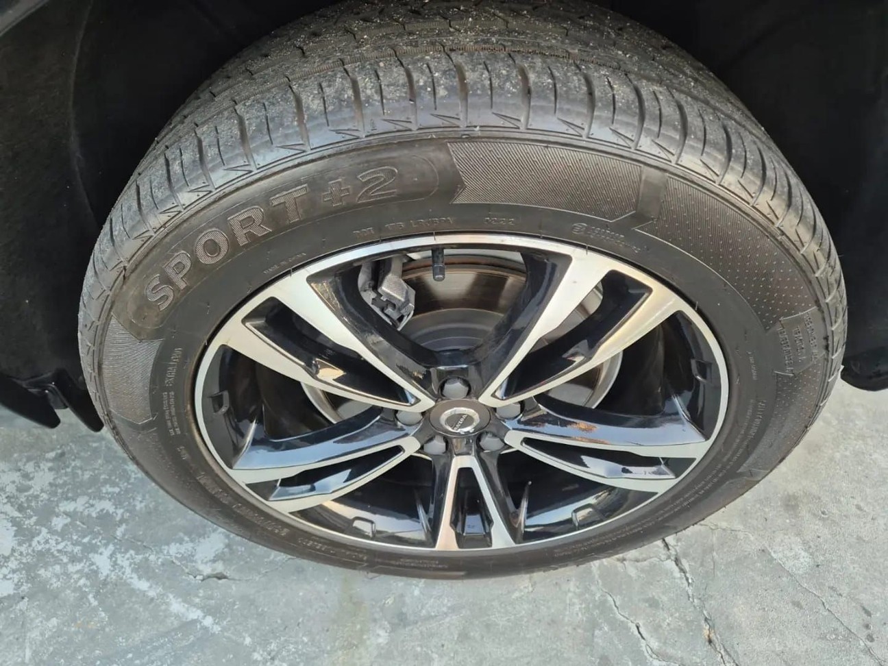 VOLVO/XC60 2.0 T8 MOMENTUM AWD 2021