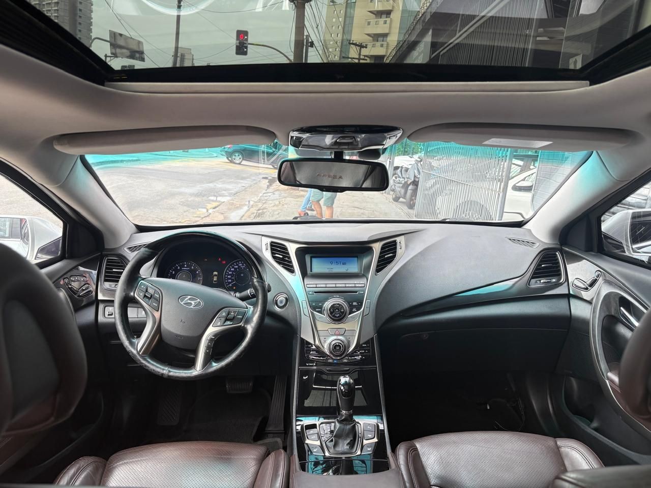 HYUNDAI/AZERA 3.3 MPFI GLS SEDAN V6 24V 2012