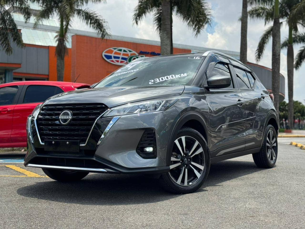 NISSAN KICKS