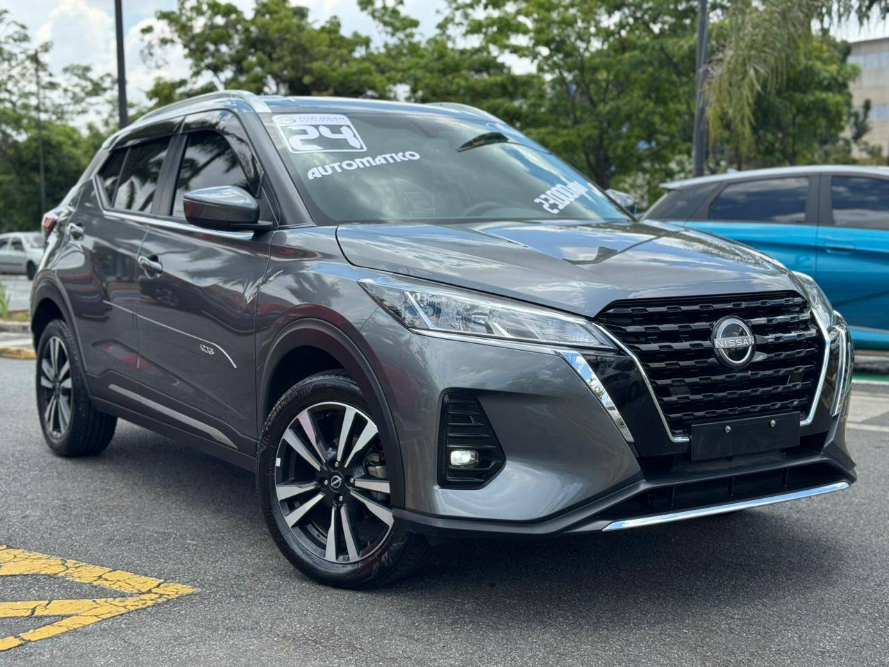 NISSAN KICKS