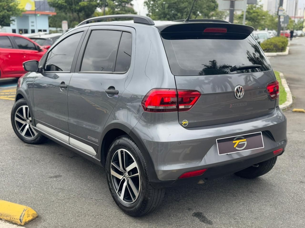 VOLKSWAGEN FOX